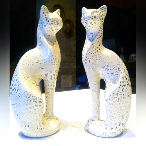2 semese cats vintage collectible ceramic signed - Picture 1 of 11